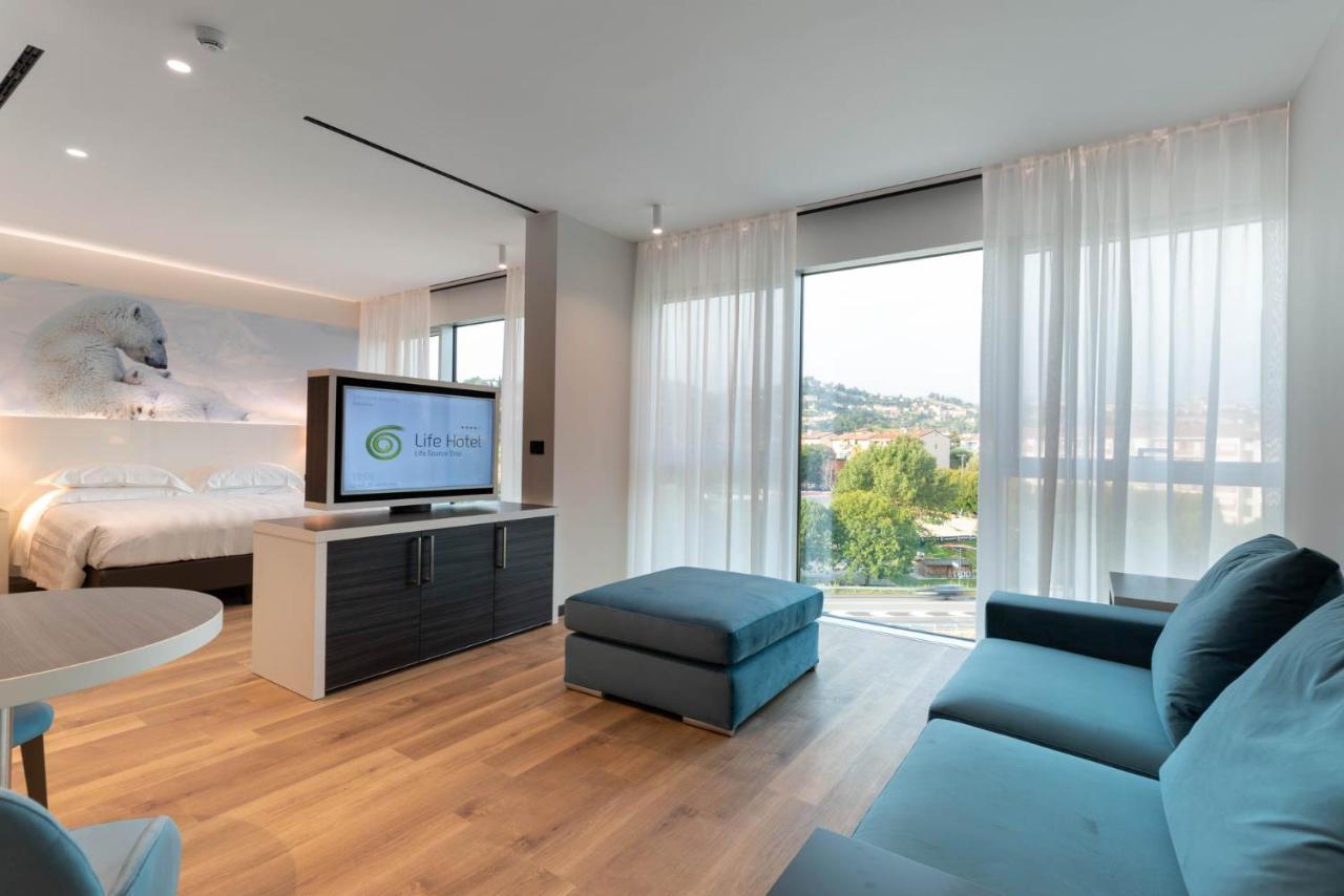 Life Hotel Бергамо Екстериор снимка