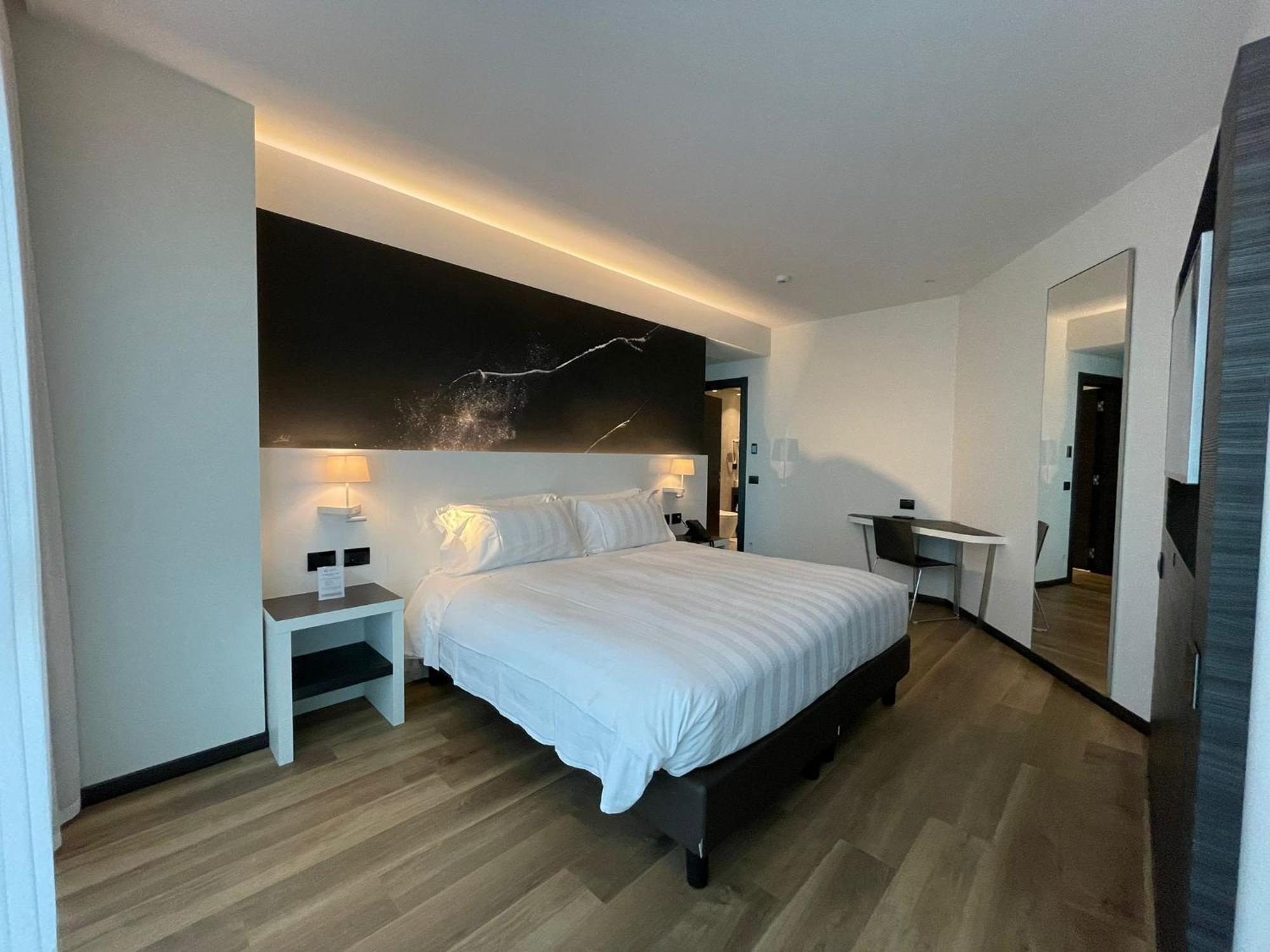 Life Hotel Бергамо Екстериор снимка